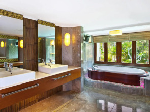 The Laguna, a Luxury Collection Resort & Spa, Nusa Dua, Bali