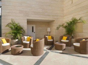 Ramada Hotel & Suites by Wyndham Netanya