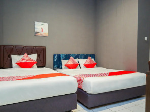 OYO 1111 Pasar Baru Inn
