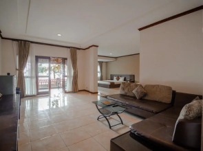 Surya Kencana Seaside Hotel