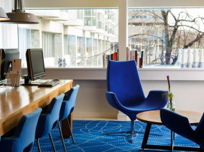 Holiday Inn Express Rotterdam - Central Station by IHG