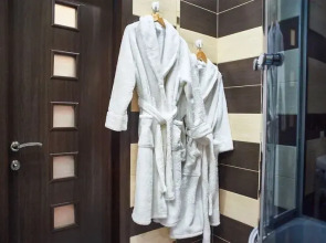 Апартаменты Пять Звезд  на пр-те Ленина, д. 135/2