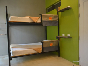 Spin Designer Hostel