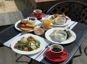 Ramada Hotels & Suites Seoul Namdaemun