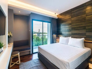 Sea Me Spring Tree Hotel - Adults only