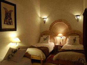 Riad Les Trois Palmiers El Bacha