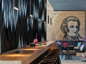 Moxy Vienna Airport