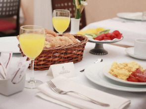 La Casa de La Trinidad Hotel by Casas y Palacios