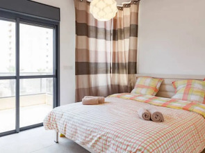 Netanya Family Apt & Balcony by FeelHome