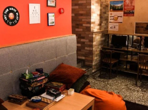 Envoy Hostel & Tours