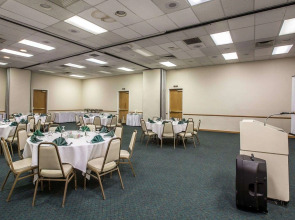 Clarion Inn Near China Lake Naval Station