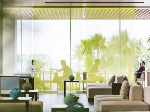 A La Carte Da Nang Beach