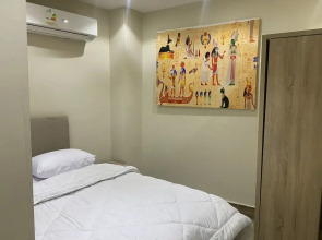 King of Pharaohs Pyramids View