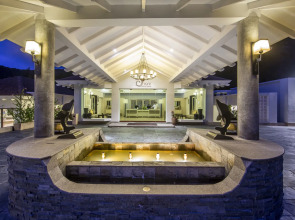 Отель The Shore at Katathani