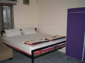 Orange Backpacker Hostel