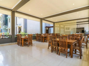 Grand Senggigi Hotel