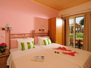 Socrates Hotel Malia Beach