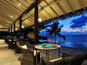 Отель The Shore at Katathani