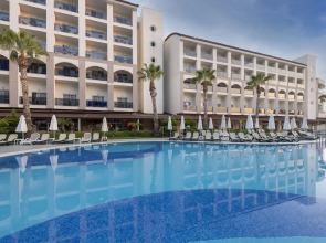 Port River Hotel & Spa