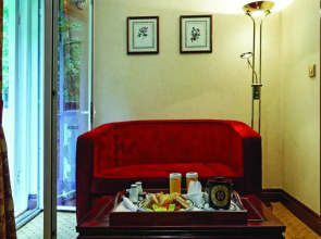 Rochester Hotel by Blue Orchid