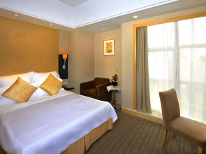 Huachen International Hotel