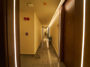 New Pyramid Front Hotel