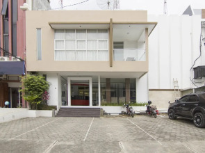 RedDoorz near Universitas Diponegoro