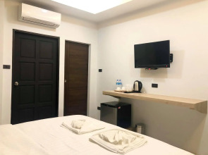 Tall Tree Kata Phuket - Hostel