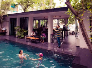 BED Phrasingh Hotel - Adults Only