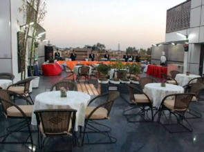 Rockland Hotel - C R Park