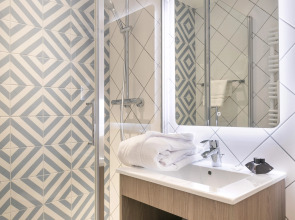 The Deck Hotel by HappyCulture