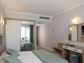 Antalya Adonis Hotel