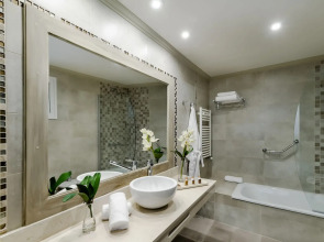 Aguila Mora Suites & Spa