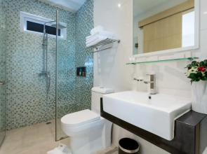 The Beachfront Hotel Phuket