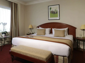 Отель Pullman Bucharest World Trade Center