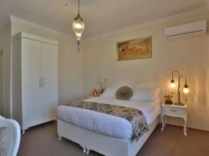 Bon Hotel City & Resort