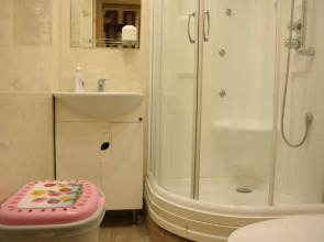 Apple Apartment Ploshad Svobody