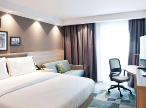 Hampton by Hilton Berlin City East Side Gallery