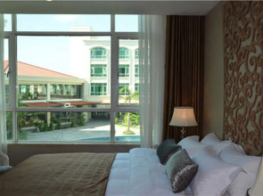 San Jiang Grand Hotel