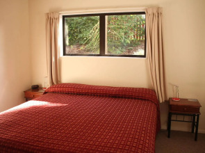 Bk's Counties Motor Lodge