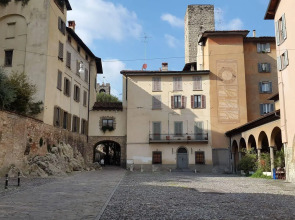 UpTown Bed and Breakfast