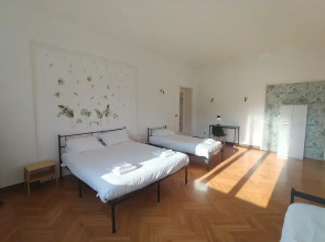 Dock Bay Lodge Hostel