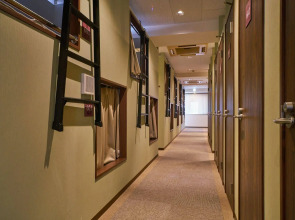 1 Night 1980 Hostel Tokyo