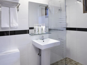 Yeongdeungpo VIP Hotel