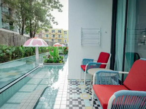 Sugar Marina POP, Kata Beach