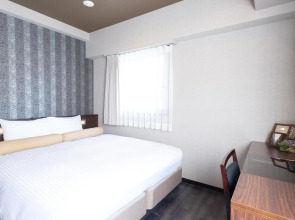 Nipponbashi Luxe Hotel