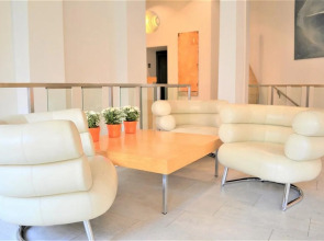 Rixwell Centra Hotel