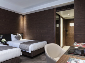 Gloucester Luk Kwok Hong Kong