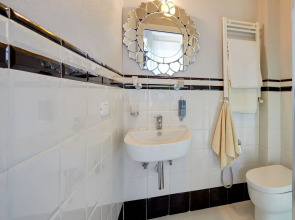 Cento Passi Dal Duomo