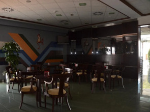 Hotel La Familia Gallo Rojo